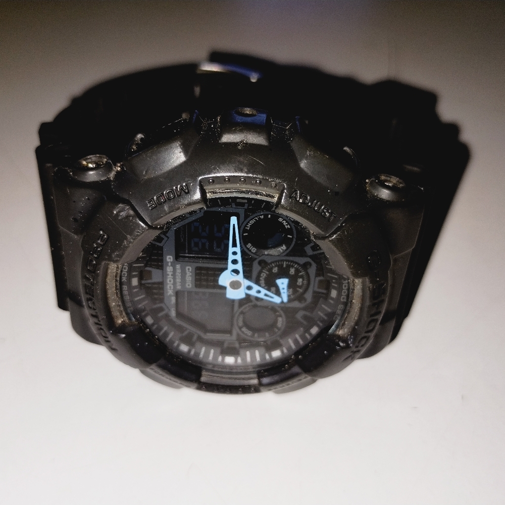 Casio G-Shock Ana-Digi 3-EYE Auto LED Light with Afterglow Watch GA-100C-8ACR. - Picture 7 of 7